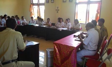 PEMBINAAN KEPEGAWAIIAN PUSKESMAS II DENPASAR TIMUR