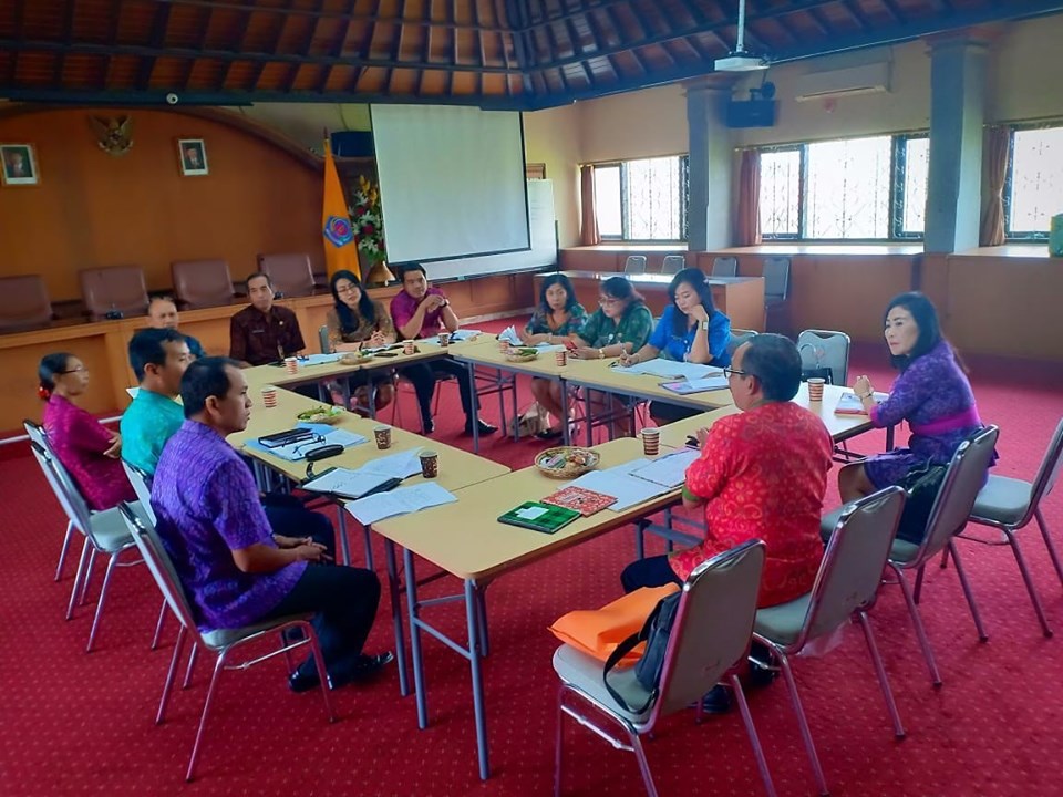 Tegakkan Aturan Disiplin PNS