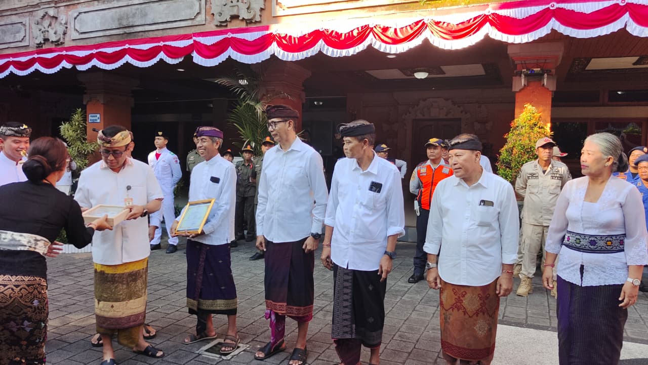 Gambar 2