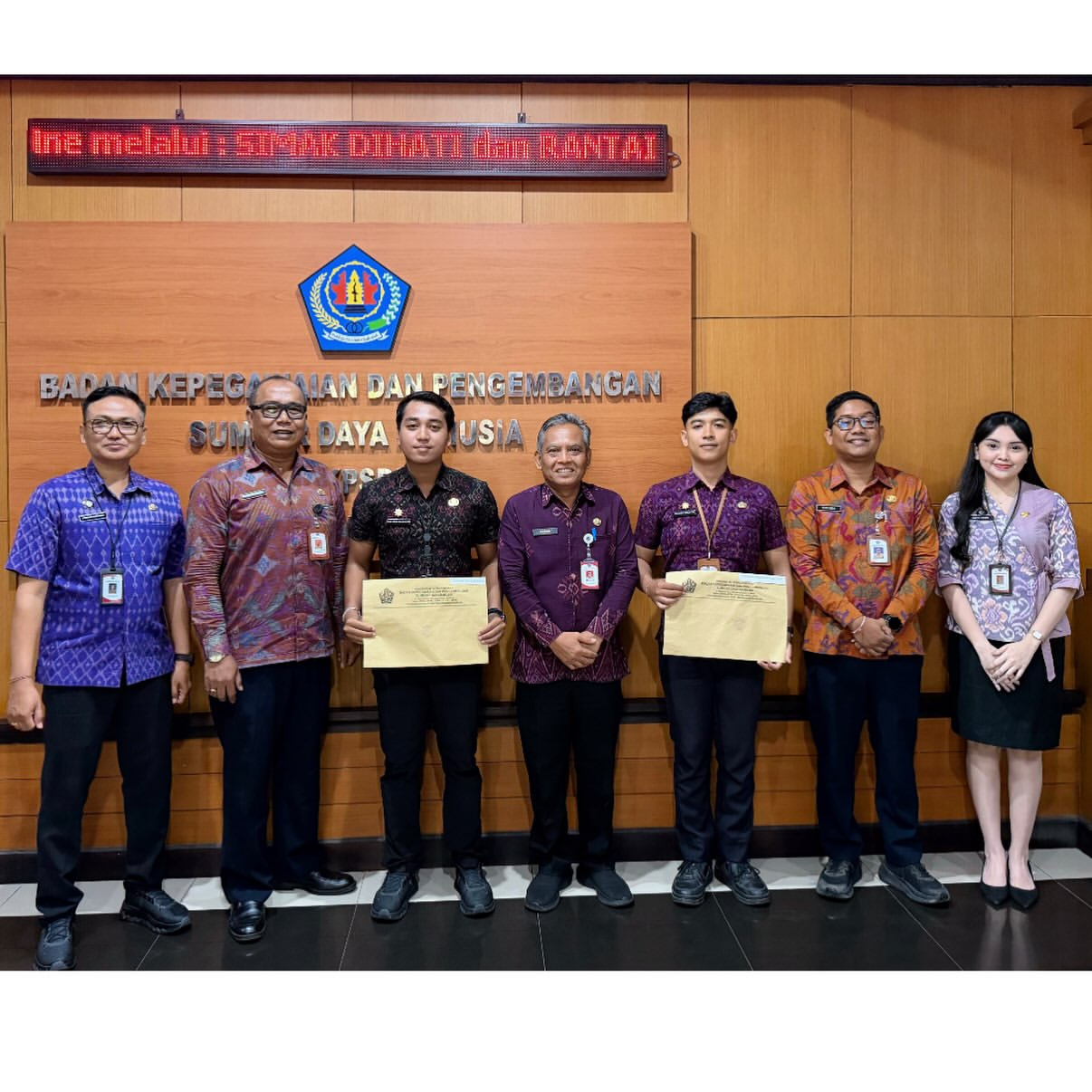 PENYERAHAN SK PNS KEPADA CPNS LULUSAN IPDN TAHUN 2025